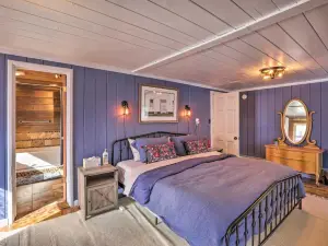 Lake Cabin with King Bed, Foodie Kitchen, and Views