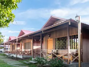 Wakaya Ecolodge