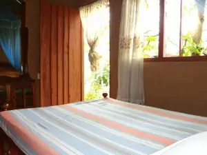 Deniyaya National Backpackers Hostel