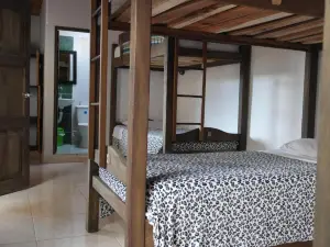 Sergeant Pepper's Hostel