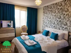Garden Hotel