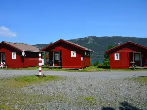 Langenuen Motel & Camping