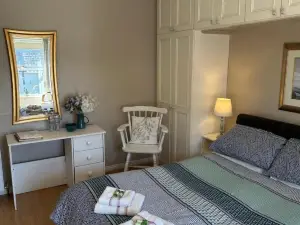 Marine Villa B&B