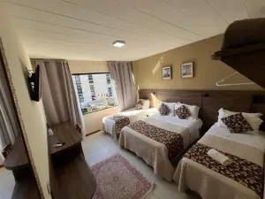 Hotel & Pousada Princesa Isabel Rua Teresa