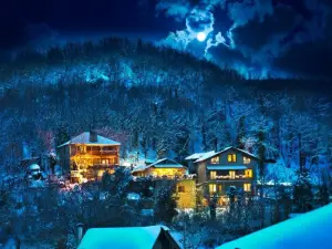 Lydia Lithos Mountain Resort