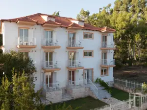 Elatos Apartments