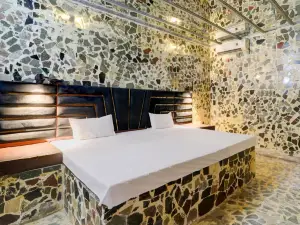 Hotel O A.S.Castle