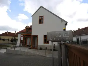 Gizella Hotel and Restaurant
