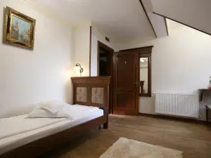 Pensiunea Trei Pini