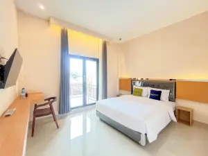 Urbanview near Sunrise Mall Mojokerto