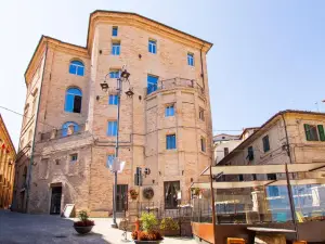 MA Hotel