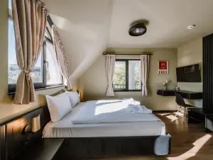 Motel Oasis