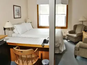 Kettle Creek Inn