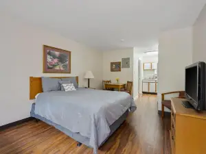Affordable Suites Conover / Hickory