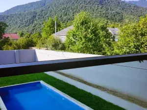 Qafqaz Wood Chalet