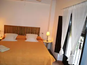 Habitaciones Con Encanto - Cal Alejandro