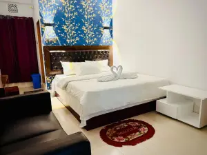 Hotel Green Land