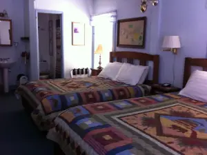 Pullman House Inn