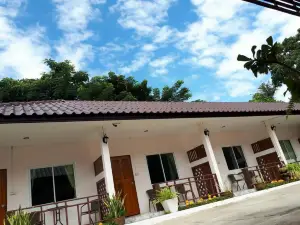 Tosawan Resort