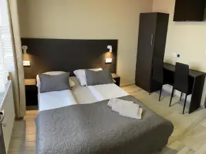 Good Night Noclegi & Strefa z Sauną I Jacuzzi ogólnodostępna Lub na wyłączność