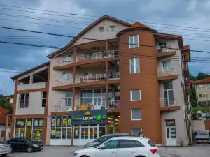 Apartmani Vrla