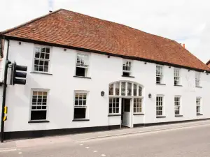 The White Hart, Overton