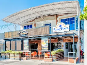阿爾瑟廣場飯店