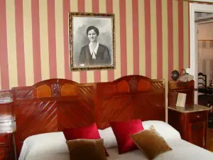 Casa Rural PIEDRAHÍTA ( Art DÉCO )