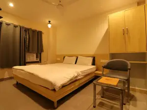 Hotel Pratap Grand