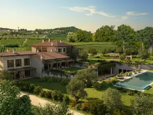 Conti Thun Wine Resort