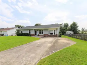 Camp Lejeune 근처의 정겨운 Jacksonville Getaway!