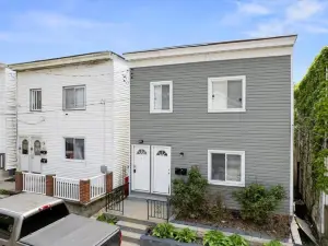 Great Two Bedroom w Off Street Parking to Explore the City Close to Downtown Airport Ballparks