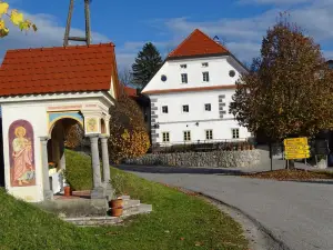 Apartments Možinetova hiša