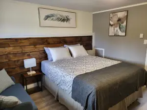 Scoodic Motel