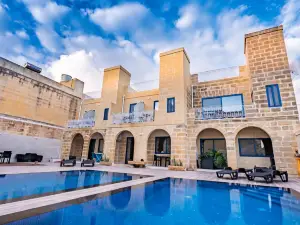 ฟิฟตี้โฟร์ เวสต์ บูทีค ลิฟวิ่ง