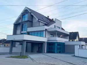 Villa Miss