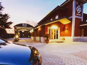 Hotel Daniel