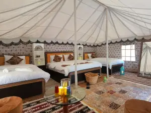 Alsarmadi Desert Camp