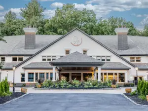 Chateau Merrimack Resort & Spa