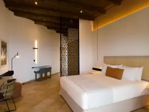 Yialasi Hotel