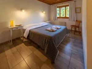Cabañas y Hosteria Aldea Los Huemules