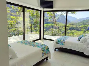 Shambhala Ecohotel Boutique la Vega