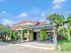 OYO 93892 Homestay Koe Syariah