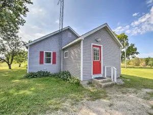 Pet-Friendly and Peaceful Northern Michigan Gem