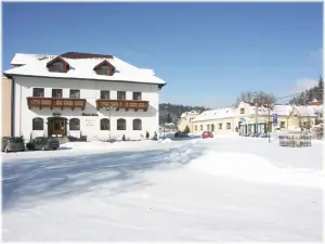 Hotel Stara Skola