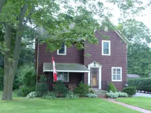 Cedar Cottage B&B