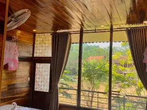 Forest Breath Eco-Lodge