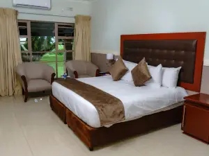 Great Zimbabwe Hotel