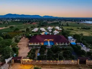 Luxe Stayz Signature Pushkar