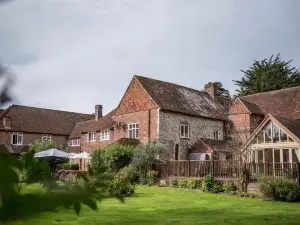 Howfield Manor Hotel